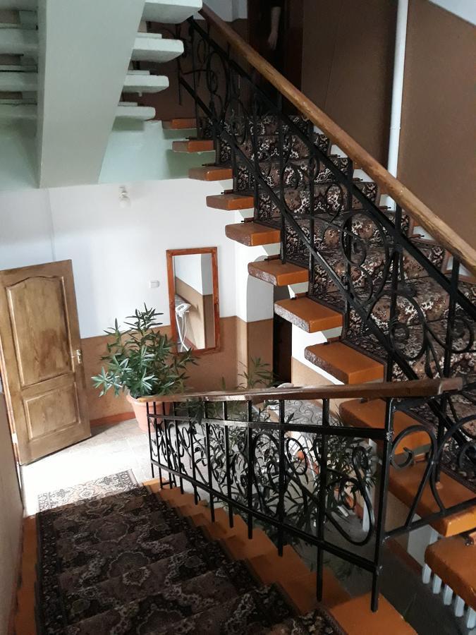 Hotel Сонячна à Trouskavets Extérieur photo